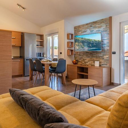 Апартаменты Penthouse Gea Премантура Экстерьер фото